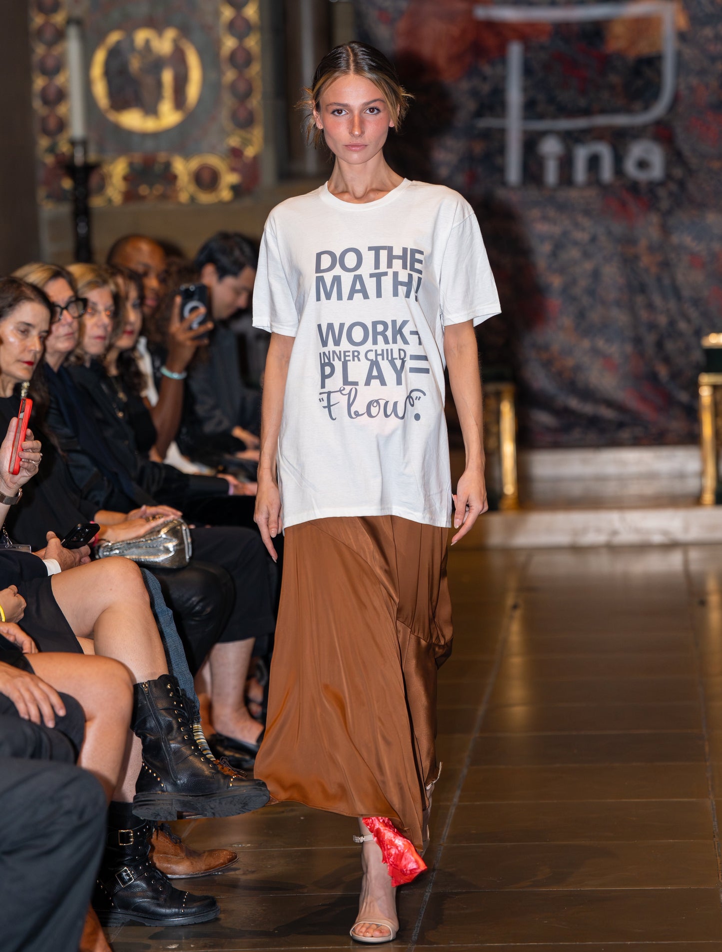 The Hopscotch T